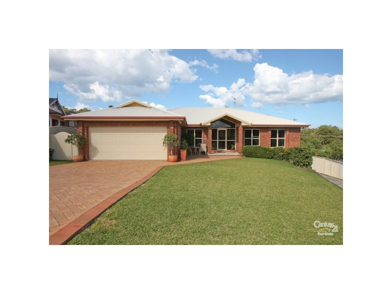 16 Tarcoola Close, Belmont North NSW 2280