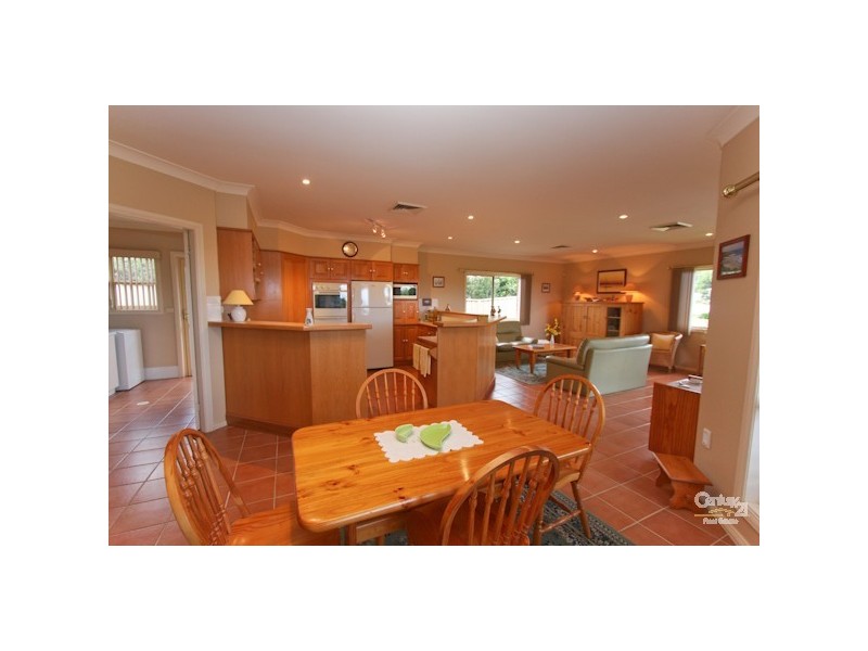 16 Tarcoola Close, Belmont North NSW 2280