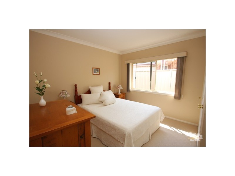 16 Tarcoola Close, Belmont North NSW 2280