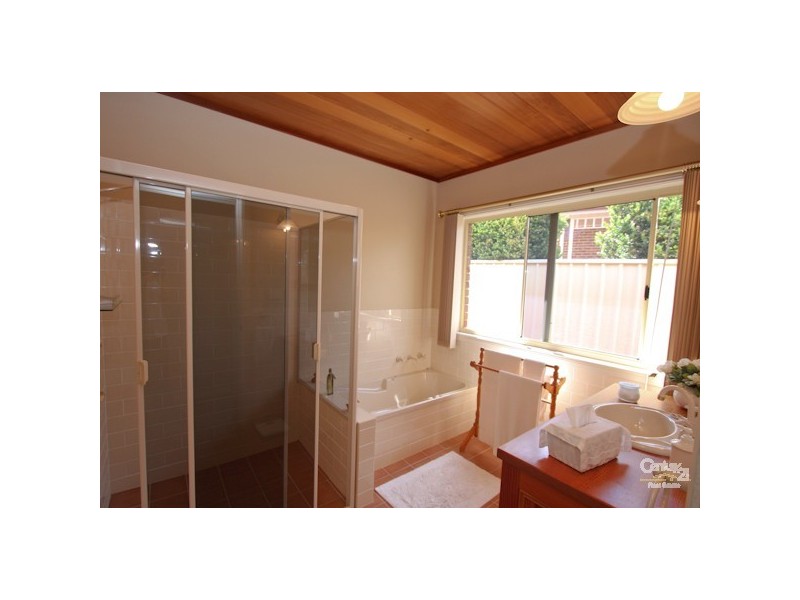 16 Tarcoola Close, Belmont North NSW 2280