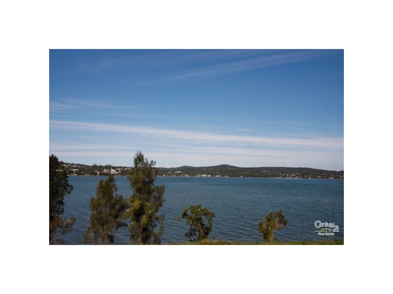 364 The Esplanade, Speers Point NSW 2284