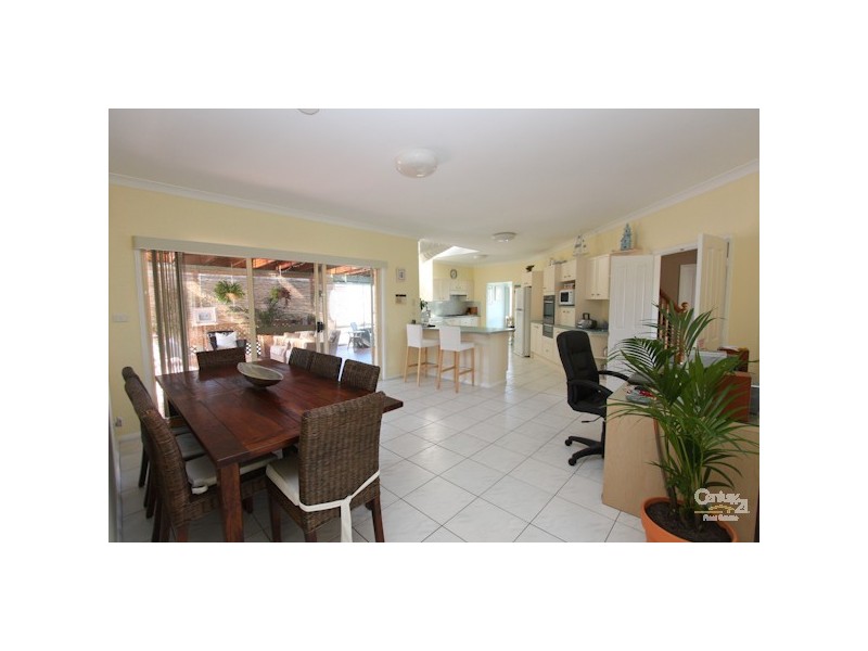 364 The Esplanade, Speers Point NSW 2284