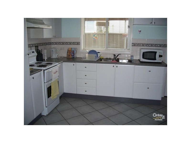 1/17 Kanundra Street, Belmont North NSW 2280