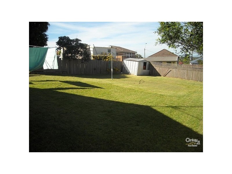 1/17 Kanundra Street, Belmont North NSW 2280