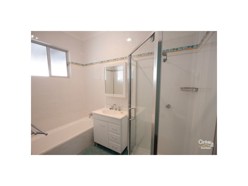 1/17 Kanundra Street, Belmont North NSW 2280