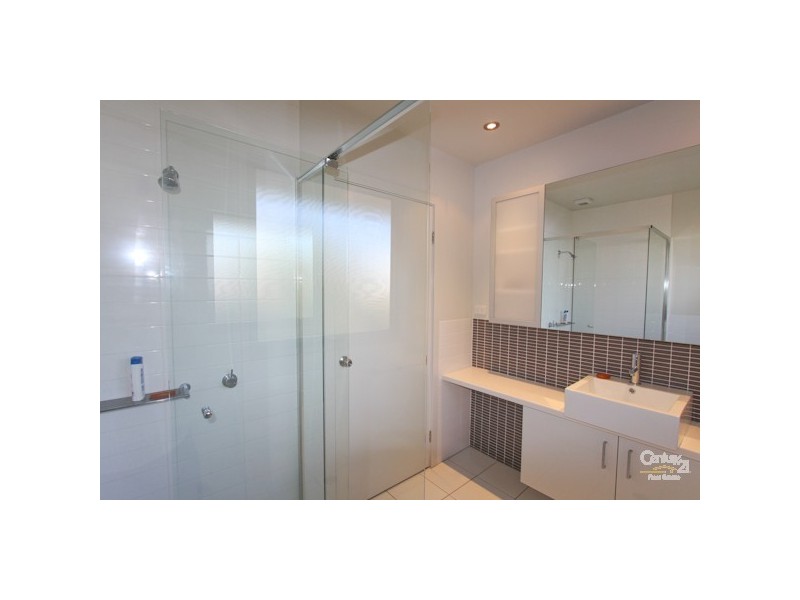 2B Lake Street, Warners Bay NSW 2282