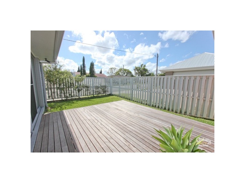 2B Lake Street, Warners Bay NSW 2282