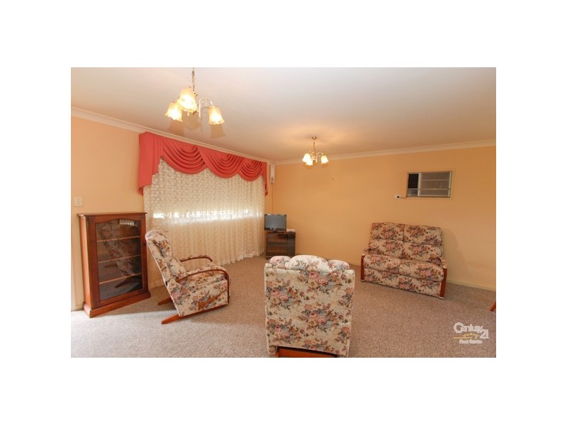 23 New York Avenue, Warners Bay NSW 2282