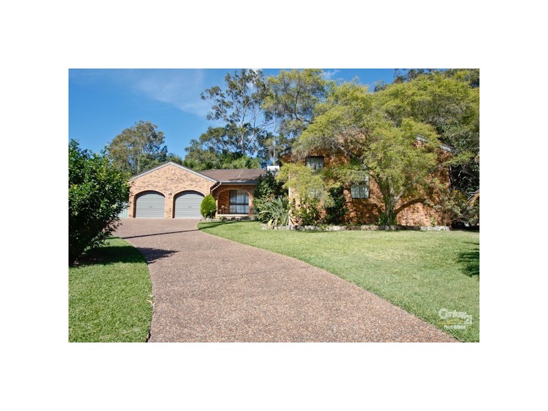 15 Huntington Close, Eleebana NSW 2282