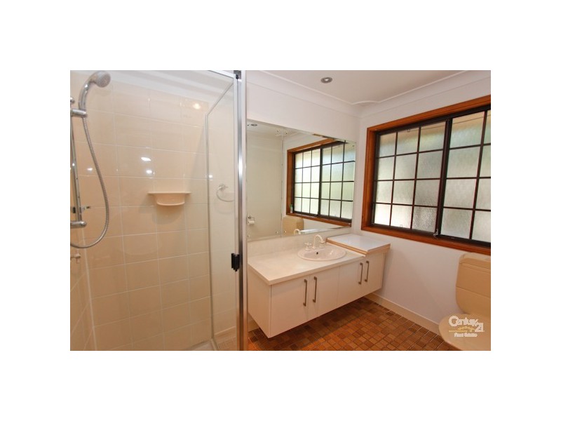15 Huntington Close, Eleebana NSW 2282