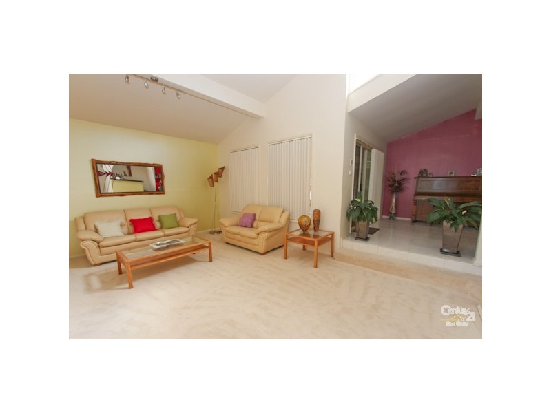 27 Parklea Avenue, Croudace Bay NSW 2280