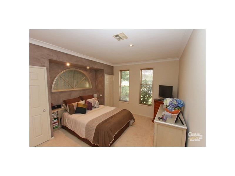 27 Parklea Avenue, Croudace Bay NSW 2280
