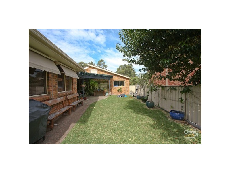 27 Parklea Avenue, Croudace Bay NSW 2280