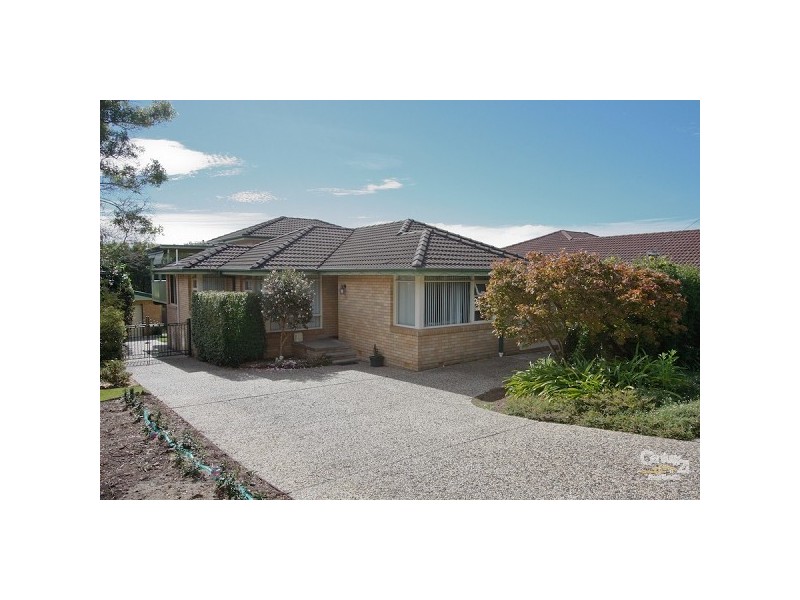 16 Elizabeth Street, Eleebana NSW 2282