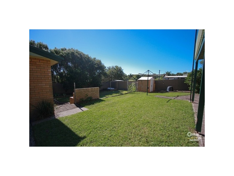 16 Elizabeth Street, Eleebana NSW 2282