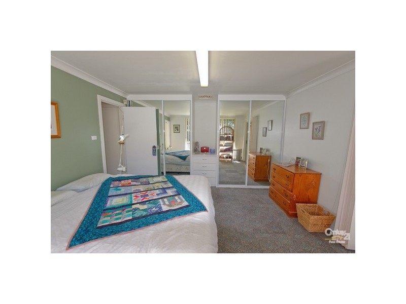 16 Elizabeth Street, Eleebana NSW 2282