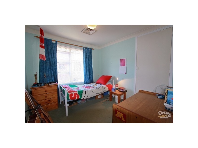 16 Elizabeth Street, Eleebana NSW 2282