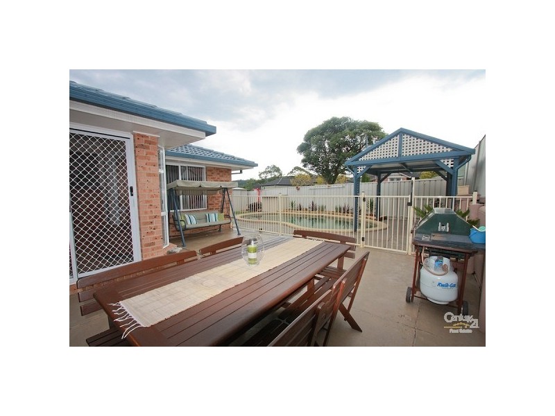 16 Lindale Way, Lakelands NSW 2282