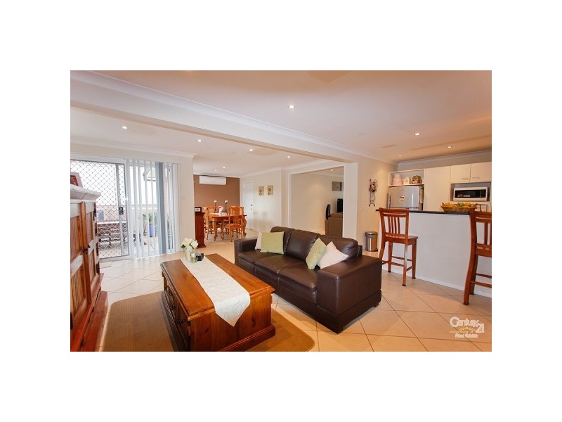 16 Lindale Way, Lakelands NSW 2282