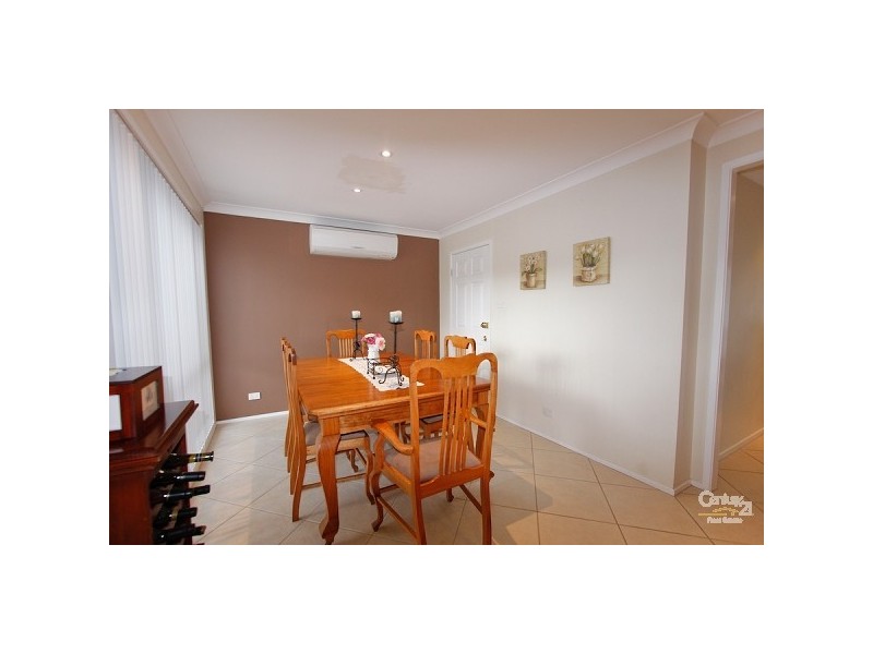 16 Lindale Way, Lakelands NSW 2282