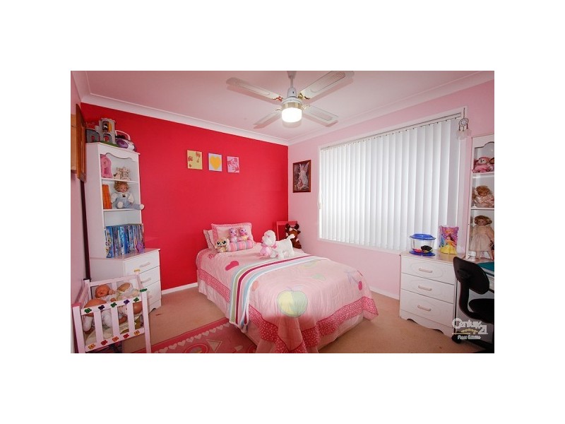 16 Lindale Way, Lakelands NSW 2282