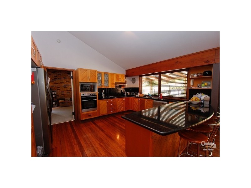 13 Yerambla Close, Eleebana NSW 2282