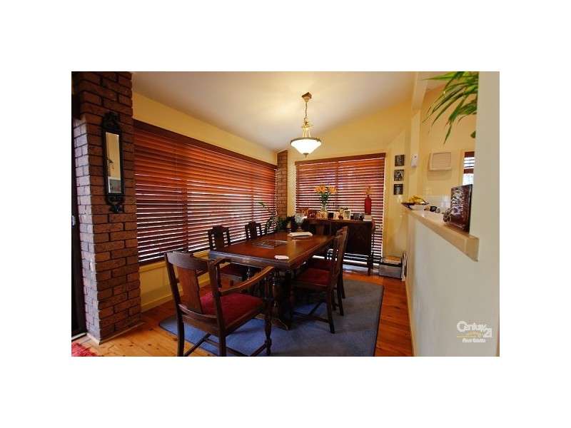 16 Andrew Road, Valentine NSW 2280