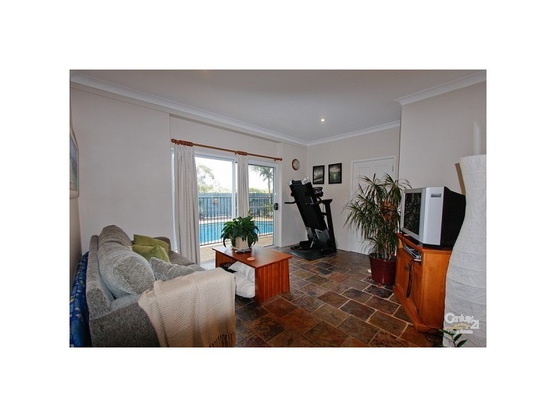 16 Andrew Road, Valentine NSW 2280
