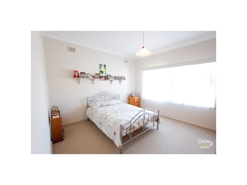 7 St Johns Drive, Croudace Bay NSW 2280