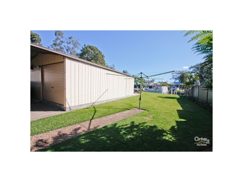 7 St Johns Drive, Croudace Bay NSW 2280