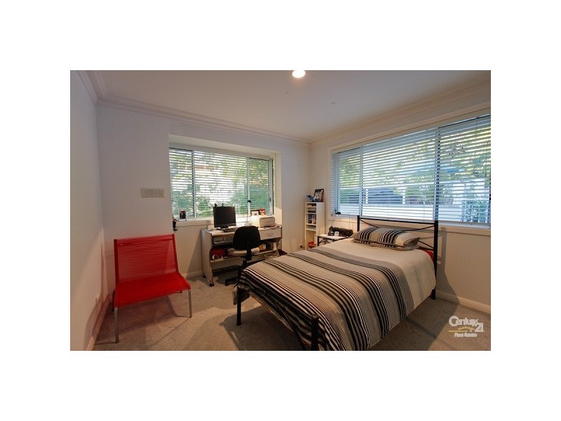 26 Bareki Road, Eleebana NSW 2282