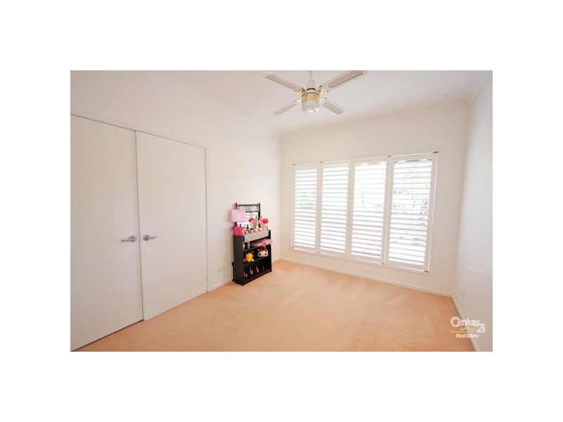 31 Ulverston Way, Lakelands NSW 2282