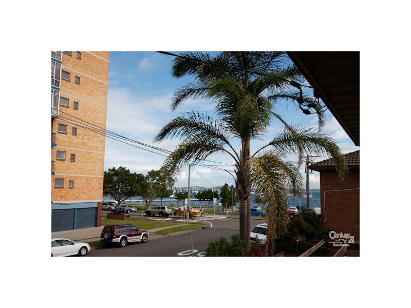 2 Sharp Street, Belmont NSW 2280