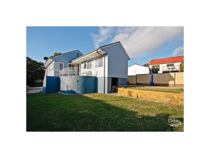 106 Old Belmont Road, Belmont North NSW 2280