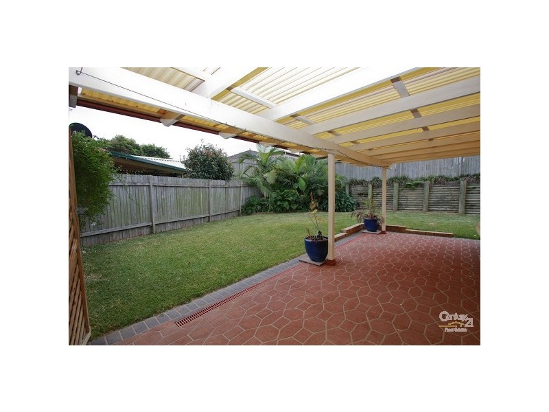 16 Angophora Close, Mount Hutton NSW 2290