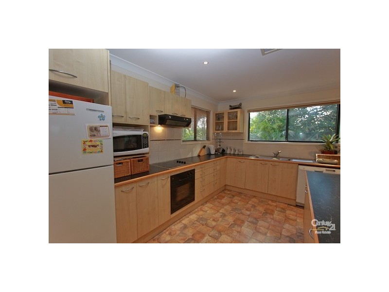 4 Roma Road, Valentine NSW 2280