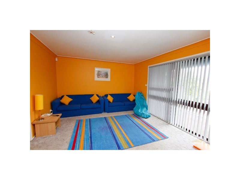 1 Croft Road, Eleebana NSW 2282