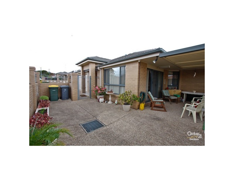 2/41 Martin Street, Warners Bay NSW 2282