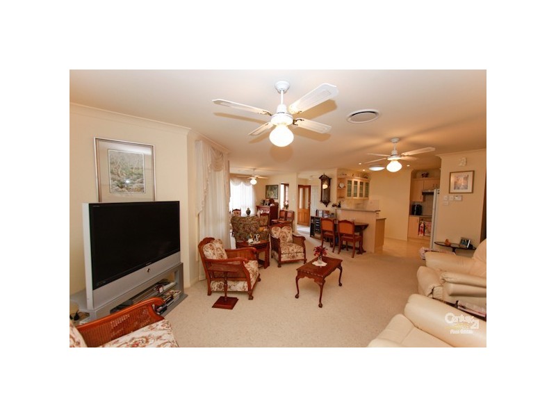 2/41 Martin Street, Warners Bay NSW 2282