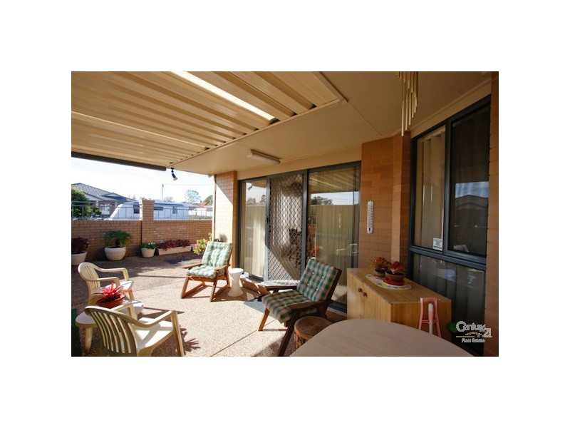 2/41 Martin Street, Warners Bay NSW 2282