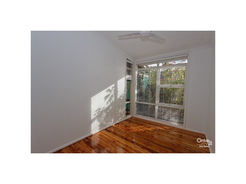 15 Werona Crescent, Valentine NSW 2280