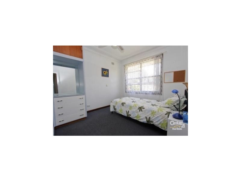 34 Berkeley Street, Speers Point NSW 2284