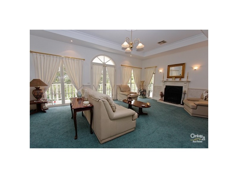 20 Wollundry Close, Eleebana NSW 2282