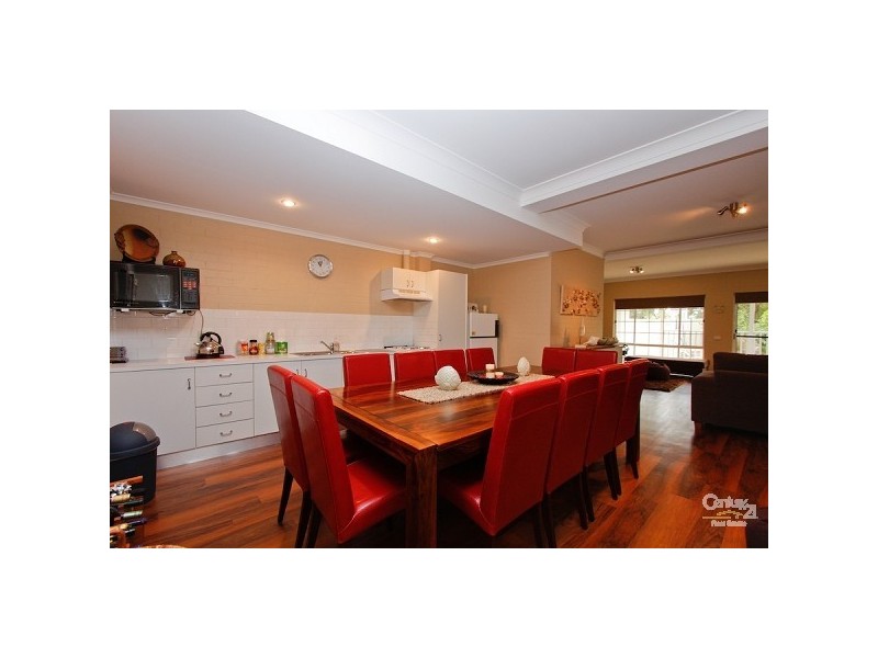 20 Wollundry Close, Eleebana NSW 2282