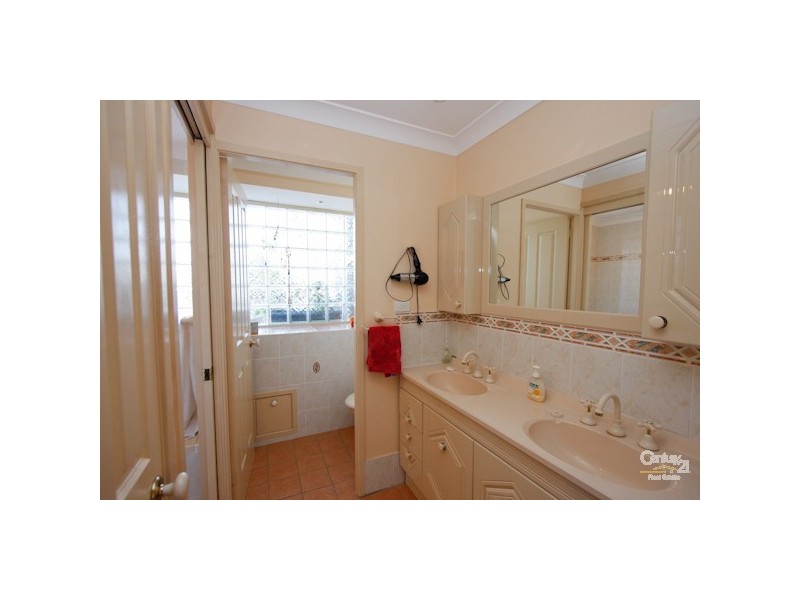15 Shereline Avenue, Jesmond NSW 2299