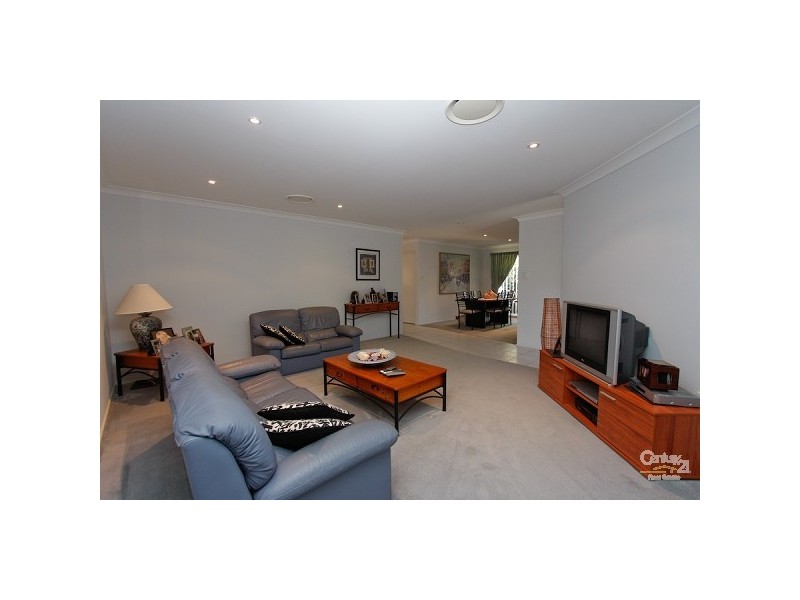 6 Cabernet Close, Eleebana NSW 2282