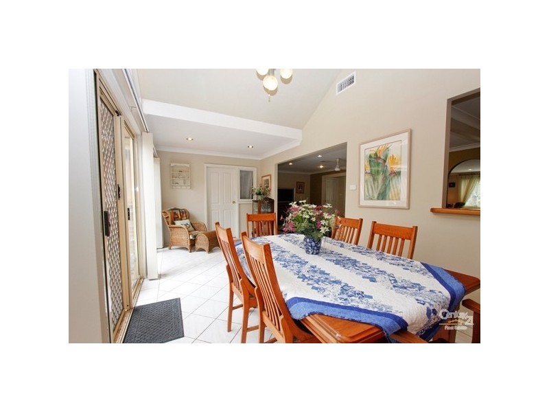 15 Parklea Avenue, Croudace Bay NSW 2280