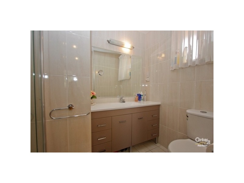 15 Parklea Avenue, Croudace Bay NSW 2280