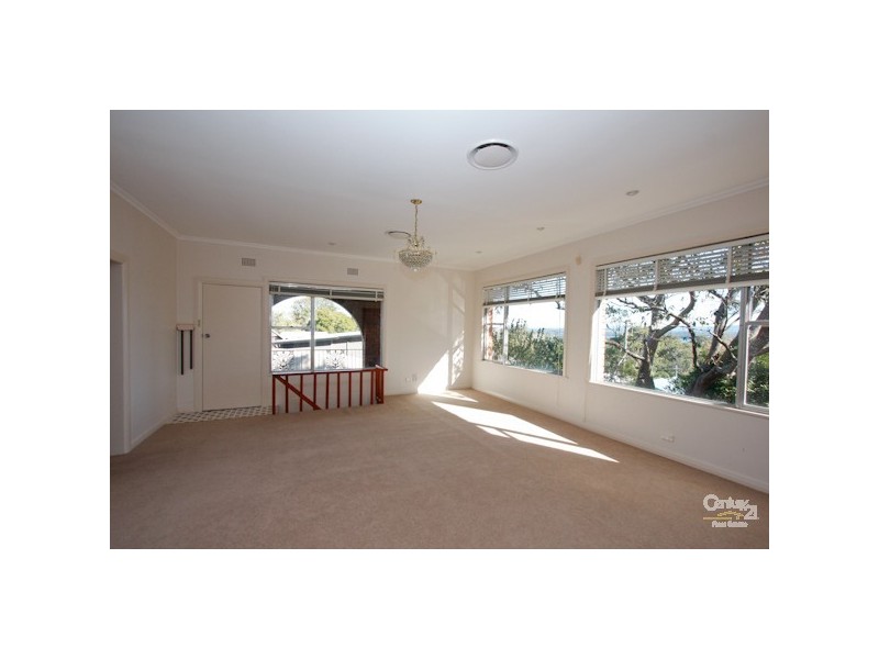 6 Butler Crescent, Warners Bay NSW 2282