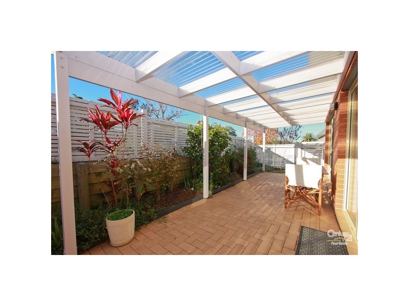 12 Phoenix Drive, Warners Bay NSW 2282
